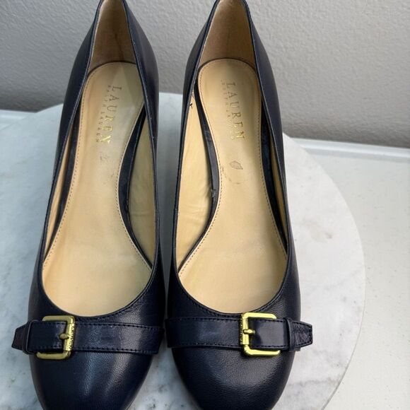 Ralph Lauren Pumps Size 9  Navy Leather Heels with Gold Accent Buckle - Picture 11 of 11